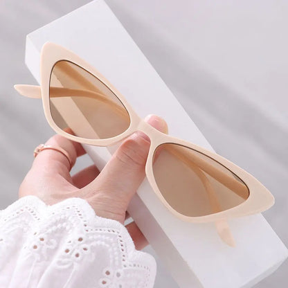 Vintage Cat Eye Sunglasses for Women Small Frame Retro Sunglasses 