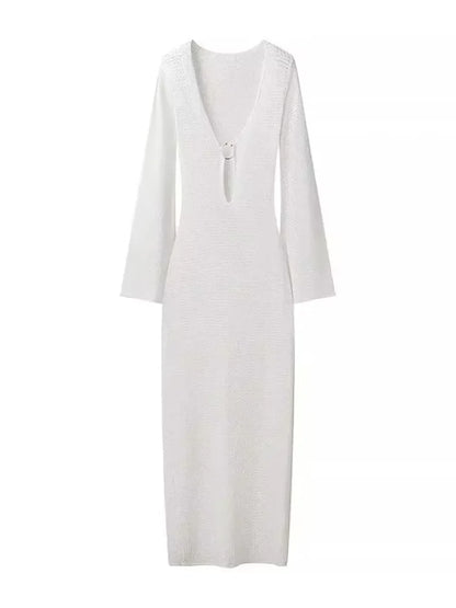 Robe longue sexy en tricot ajouré avec boucle en métal pour femme, tenue chic à manches longues et taille haute, idéale pour la plage ou les fêtes